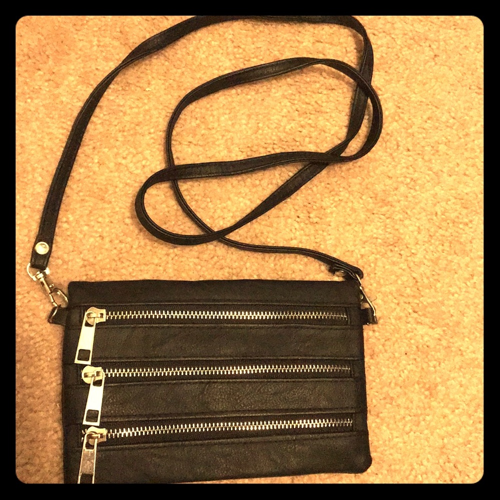 Small black shoulder bag!